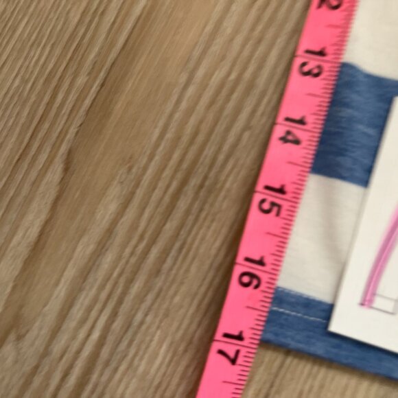 La Madona Blue & White Striped V-Neck Tee w/ Lace-Up Detail - Casual Chic! Sz M - Picture 13 of 14